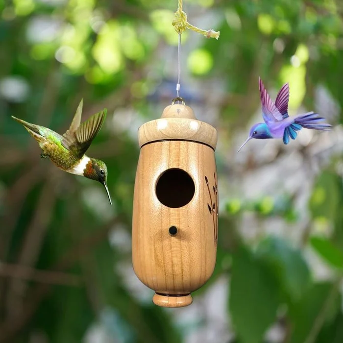 Domek dla Kolibrów z Żywicy – Ozdoba do Ogrodu, Kompaktowy Rozmiar 8x8x15 cm 1