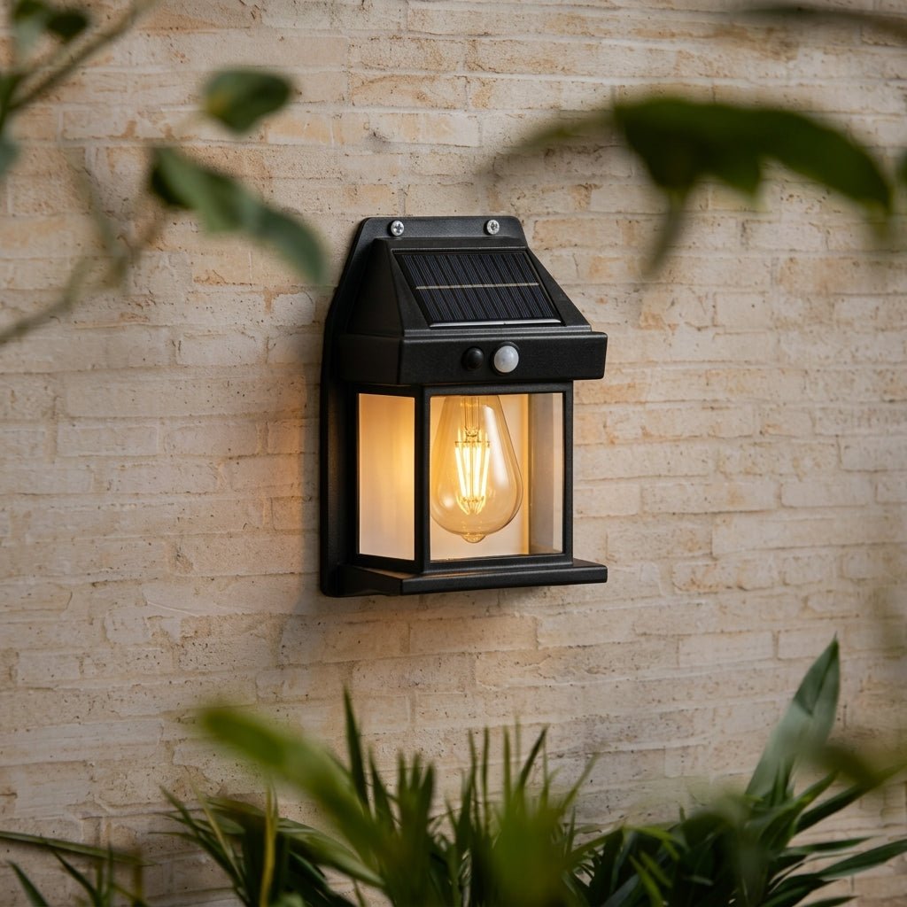Lampa Solarna LED Ogrodowa z Czujnikiem Ruchu – Wodoodporna, Bezprzewodowa, Energooszczędna 1