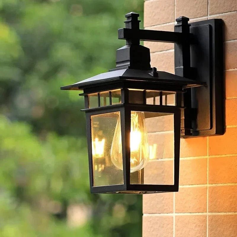 Lampa Zewnętrzna na Dom z Kierunkowym Oświetleniem – Kompaktowa, Naścienna do Balkonów i Wejść 11